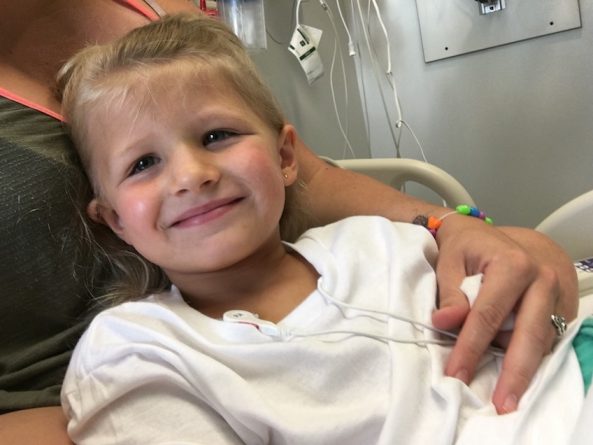 Здоровье: 5-летняя девочка из Огайо не могла глотать и двигаться после укуса клеща