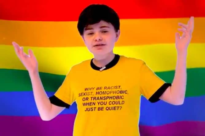 Закон и право: YouTube заблокировал 14-летнюю влогершу, которая назвала представителей ЛГБТИК «больными СПИДом жертвами педофилов»
