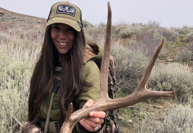 Полезное: Охотница, убивающая диких животных и выкладывающая фото трофеев в Instagram, получает тысячи угроз