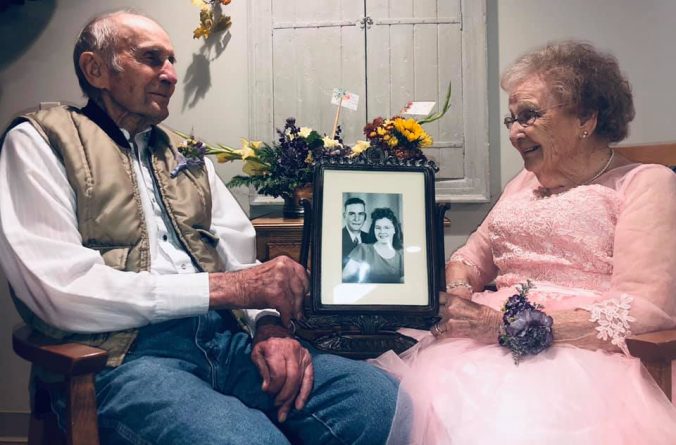 Полезное: «Любовь не знает преград»: Деменция не помешала женщине отпраздновать 72 годовщину свадьбы