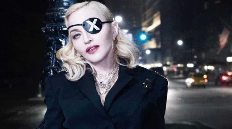 Закон и право: Фанат подал иск против Мадонны из-за переноса начала концерта на 2 часа