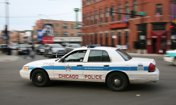 Происшествия: Массовая стрельба на вечеринке в Чикаго: 13 жертв, в том числе несколько детей
