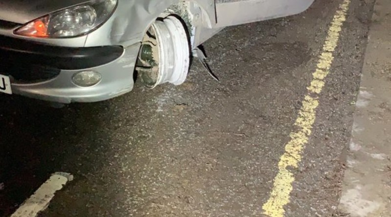 В мире: «Невероятно пьяный» водитель сел за руль и даже не заметил, что у его авто не хватает шины