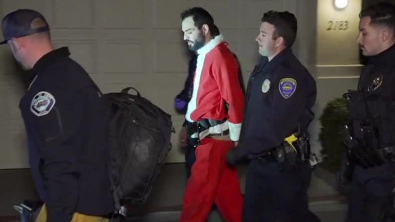 Закон и право: Водителя в костюме Санта-Клауса арестовали за то, что он врезался в припаркованные машины и скрылся