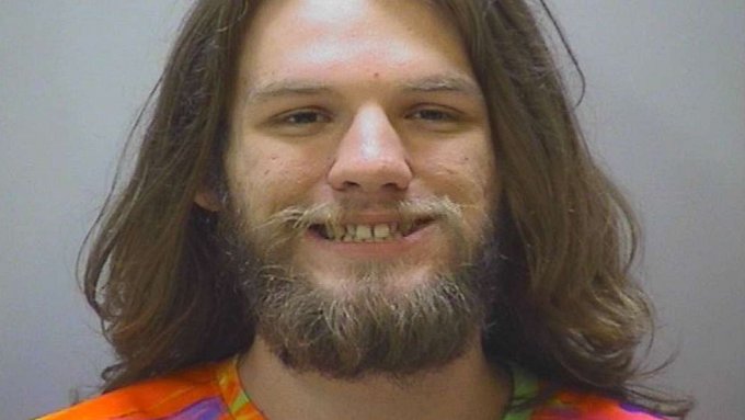 Закон и право: Мужчина из Теннесси закурил марихуану в зале суда во время слушания дела о ее незаконном хранении