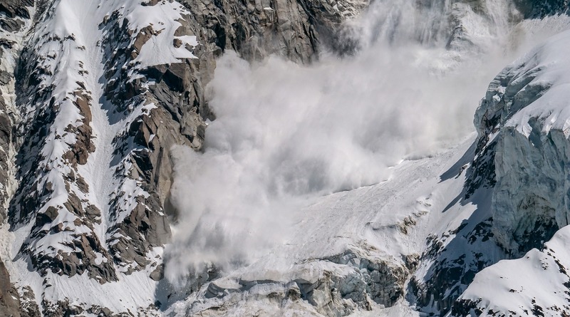 Погода: В США на горнолыжном курорте сошла лавина: есть погибшие