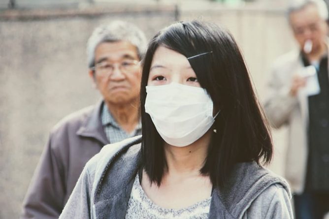 В мире: Смертельный коронавирус ускоряется: в Китае умер врач, который лечил пациентов