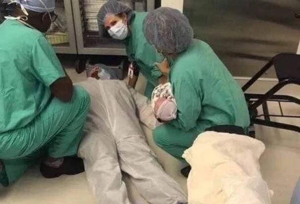 Полезное: Мать сделала селфи во время родов, засняв потерявшего сознание мужа