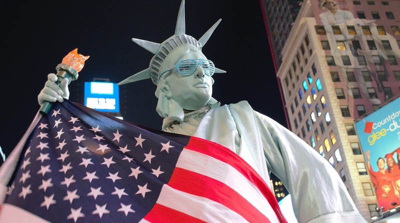 Иммиграция в США: Как остаться в США после окончания туристической визы, не нарушая закон