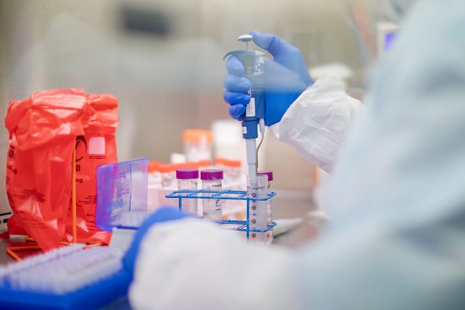 Здоровье: Биотехнологическая фирма заявила, что выявила антитела для лечения COVID-19 в препарате от артрита