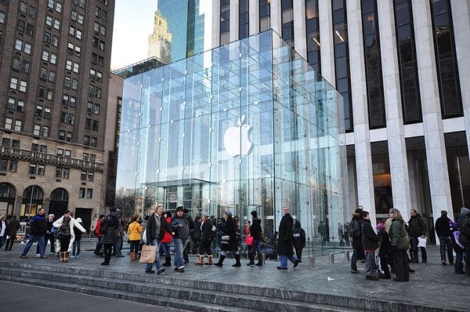 Полезное: Из-за коронавируса компания Apple объявила о закрытии магазинов за пределами Китая