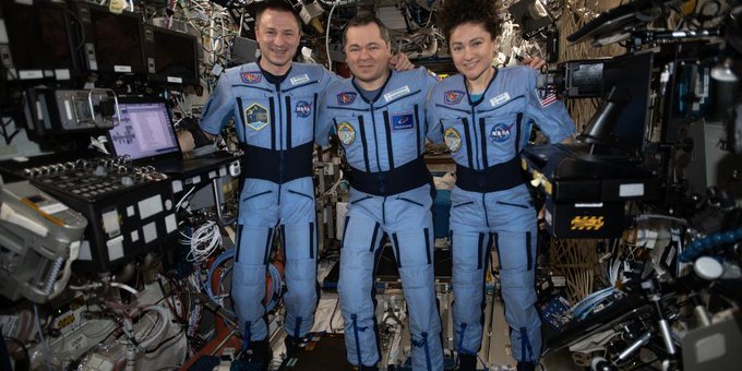 Локальные новости: Астронавты НАСА возвращаются с МКС на зараженную коронавирусом Землю