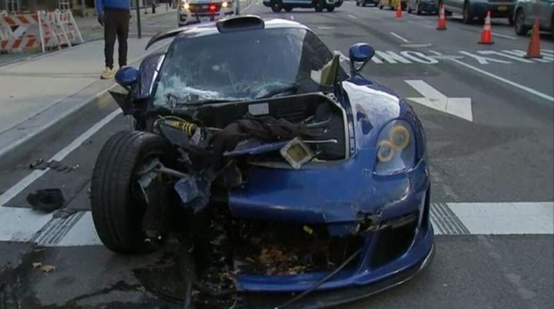 Локальные новости: Водитель разбил редкий суперкар стоимостью $750000, гоняя по опустевшим дорогам Нью-Йорка (видео)