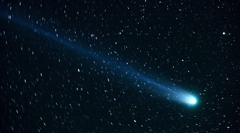 Наука: Комету Лебедь, которая летит к Солнцу, сейчас можно увидеть невооруженным глазом