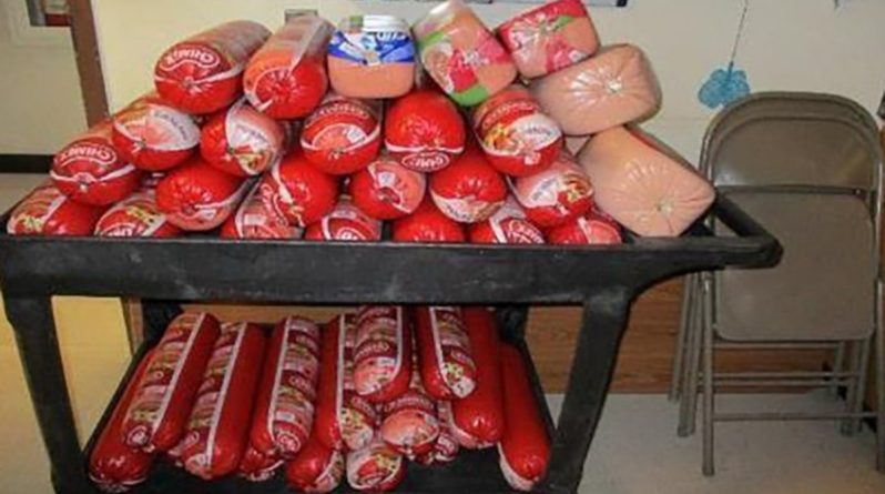 Закон и право: Таможенники изъяли 600 фунтов контрабандной мясной продукции на границе между Мексикой и США