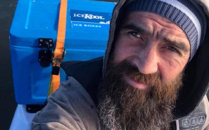 Происшествия: «Я устал»: Погибший в море каякер заснял последние минуты жизни на камеру