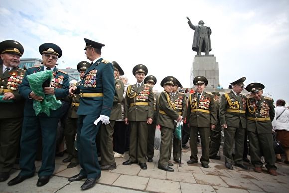 Куйвашев: в Екатеринбурге ветераны не должны участвовать в Параде Победы из-за пандемии