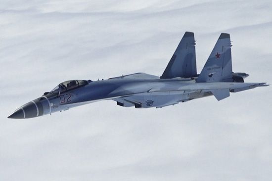 Российские истребители перехватили над Японским морем истребитель ВВС США