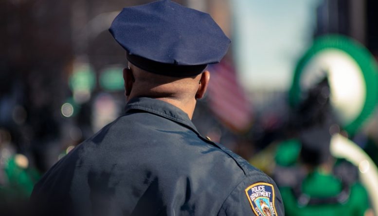 Происшествия: Жительницу Бруклина застрелили за просьбу перестать запускать незаконные фейерверки