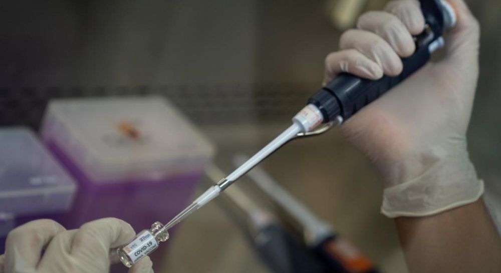США ввели санкции против институтов, испытывающих российскую вакцину от COVID-19