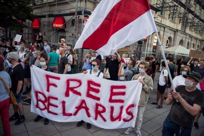 Происшествия: Новые столкновения в Беларуси: лидер оппозиции бежала в Литву и скоро сделает заявление