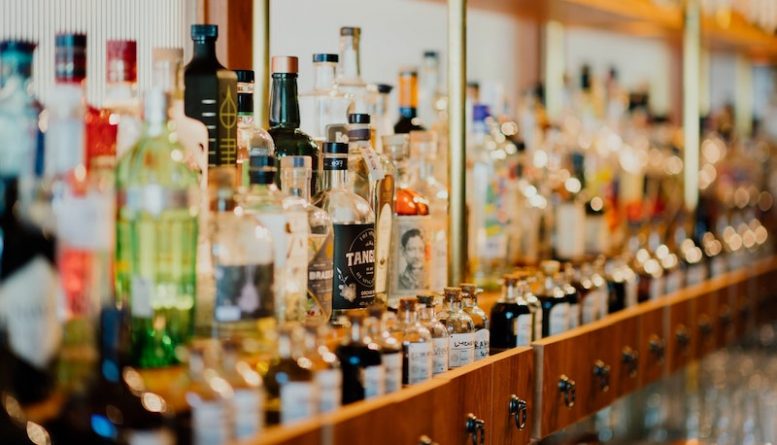 Здоровье: Американцы стали пить больше алкоголя, чем в 2019 году