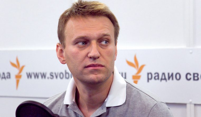 Политика: Навального отравили веществом, похожим на «Новичок»