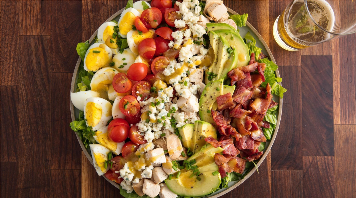 Cobb salad - суперфуд американской кухи