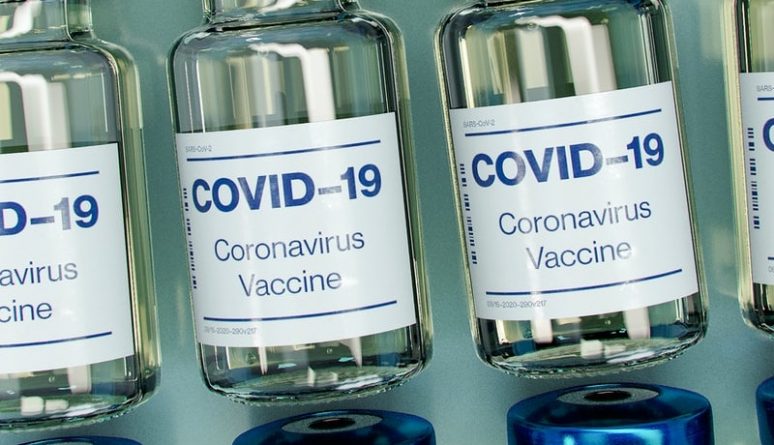 Здоровье: У медбрата из Калифорнии нашли COVID-19 через неделю после вакцинации