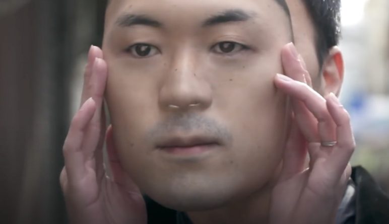 Полезное: Японский ретейлер создал сверхреалистичные маски, позволяющие носить чужое «лицо»