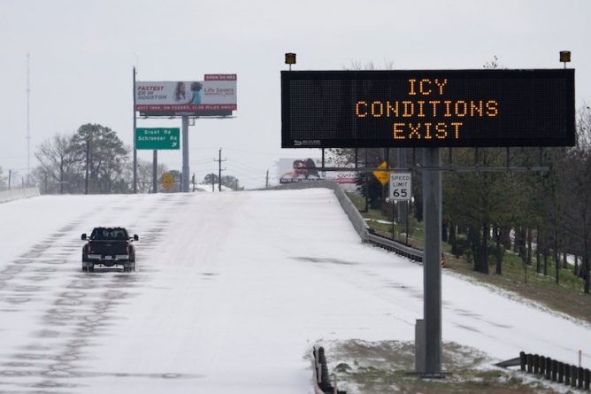 Локальные новости: Из-за аномальных морозов счет жительницы Техаса за электричество вырос до $6 тыс.