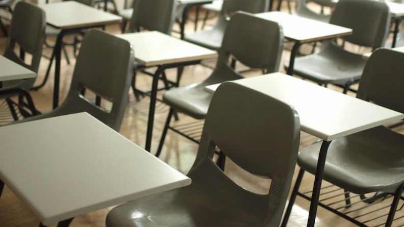 Локальные новости: Учащимся школы в Миссисипи поручили «притвориться рабами» в качестве домашнего задания