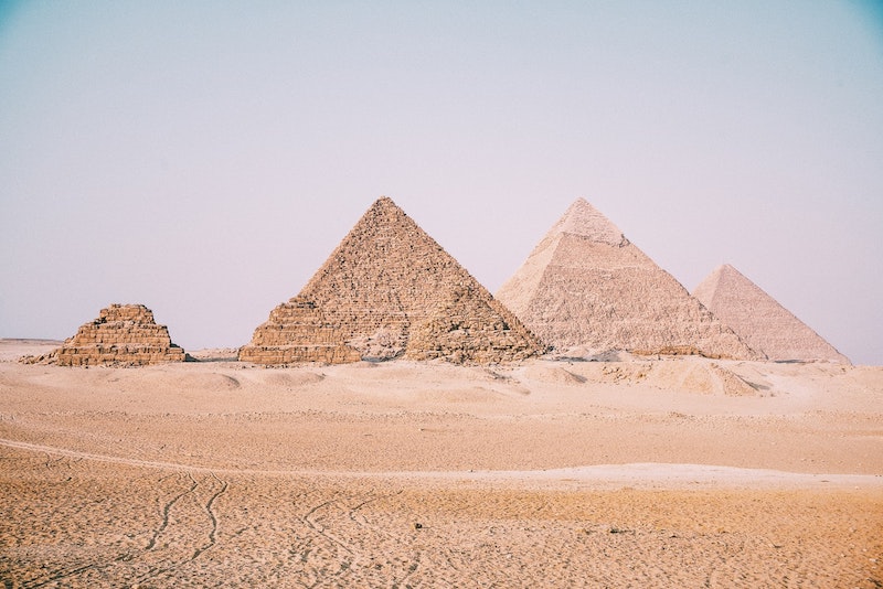 фотография пирамид в Египте
