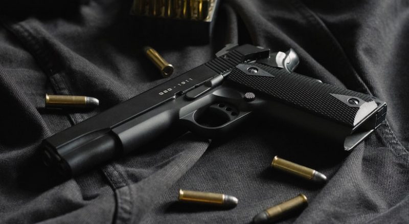 Закон и право: Мэр Сан-Хосе хочет обязать владельцев оружия платить за расходы на массовые расстрелы