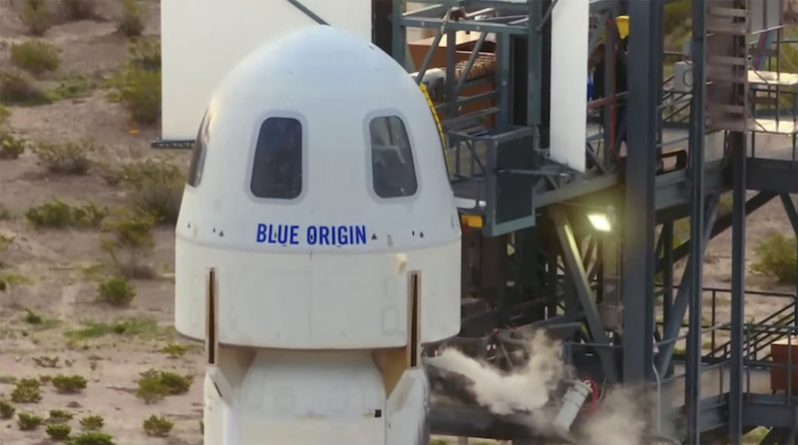 Полезное: Джефф Безос завершил первый суборбитальный космический полёт с гражданским экипажем