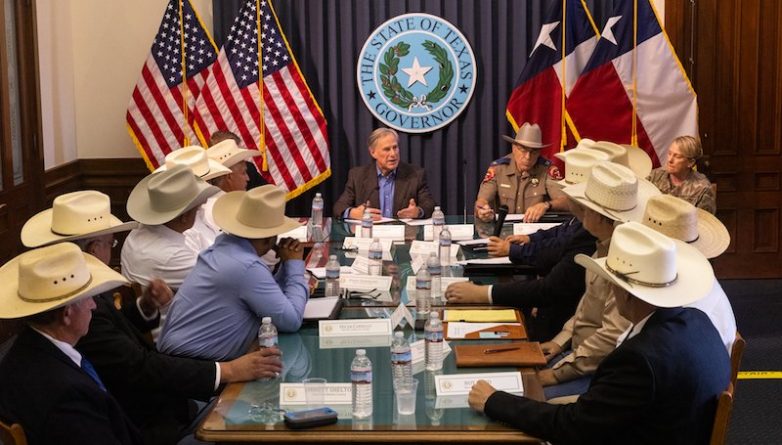 Закон и право: Губернатор Техаса пообещал арестовать демократов, сорвавших голосование