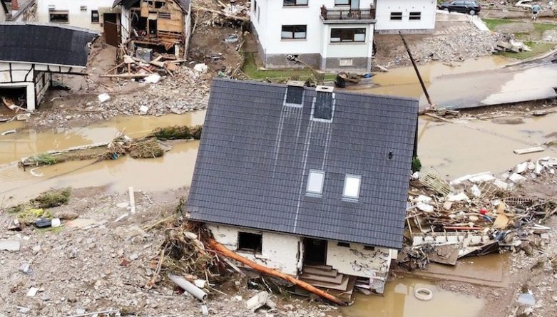 Происшествия: Разрушительные наводнения в Западной Европе: как минимум 47 погибших