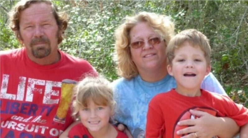 Происшествия: Подросток из Техаса застрелился, убив всю семью в день рождения мамы