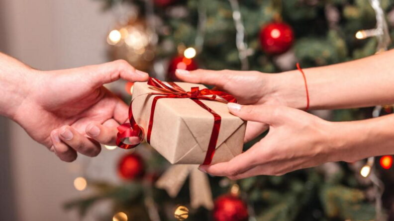 Полезное: 8 идей бюджетных подарков на Новый год
