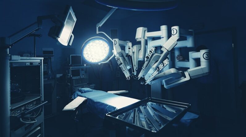 Технологии: Робот-хирург успешно провел операцию без вмешательства человека