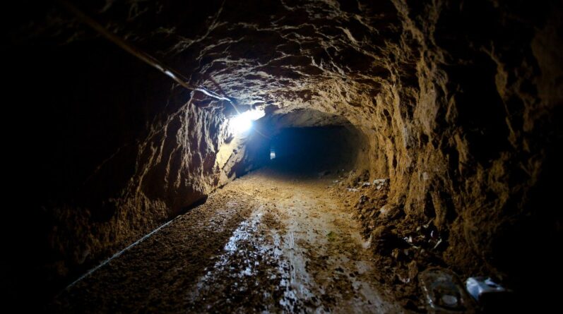 Локальные новости: В США разоблачили подземный тоннель для передачи наркотиков из Мексики