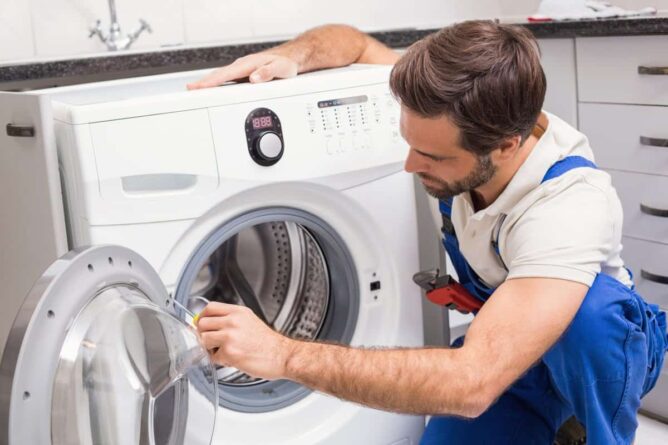 Общество: Где отремонтировать стиральную машину?